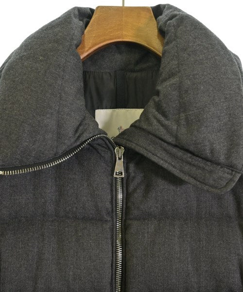 MONCLER 羽絨夾克/背心