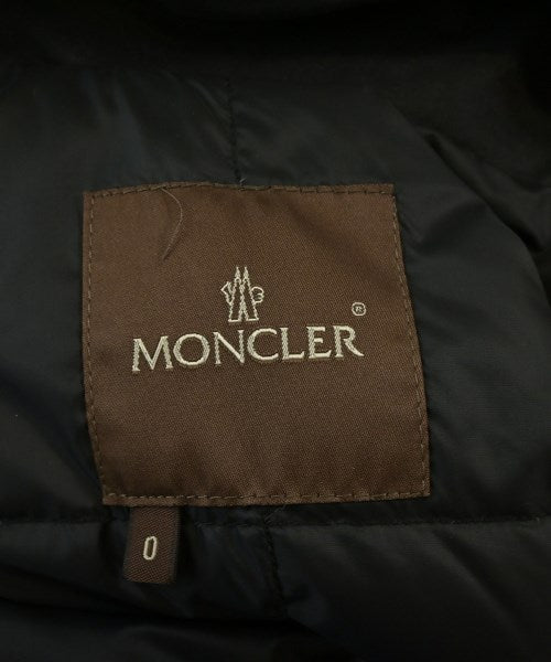 MONCLER 羽絨大衣