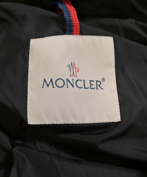MONCLER 羽絨大衣