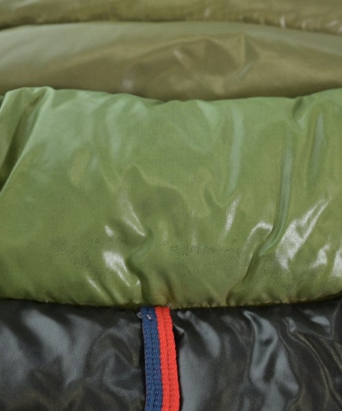 MONCLER 羽絨夾克/背心