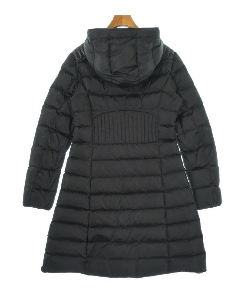 MONCLER 羽絨大衣