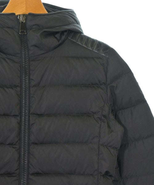 MONCLER 羽絨大衣