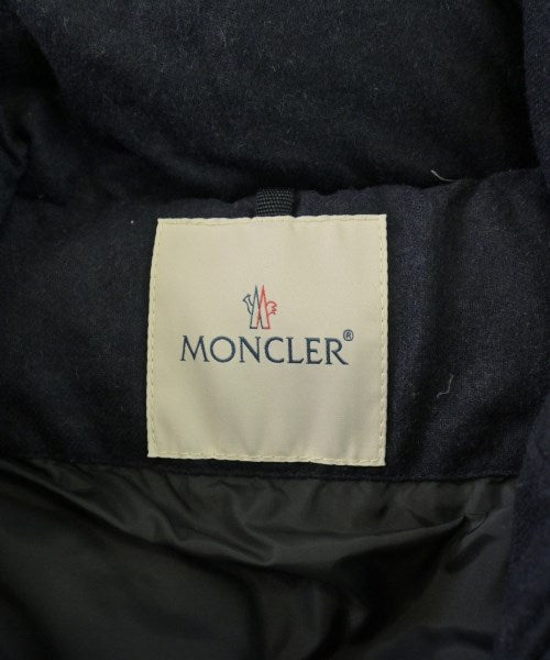 MONCLER 羽絨大衣
