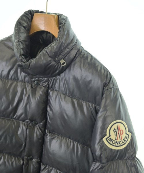MONCLER 羽絨夾克/背心