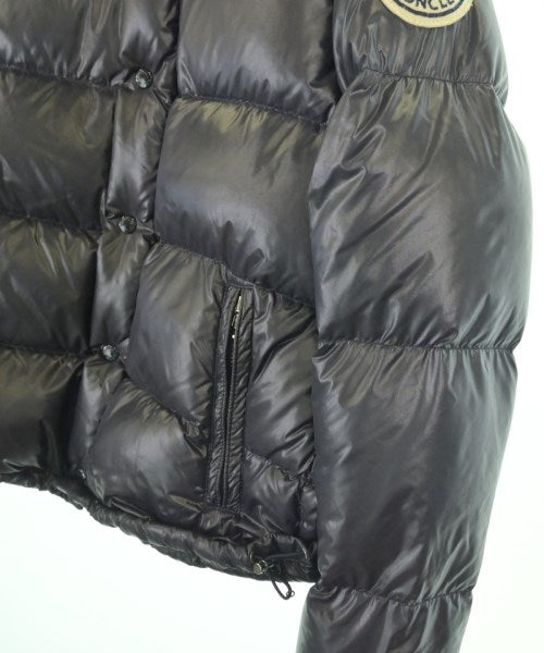 MONCLER 羽絨夾克/背心