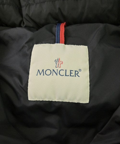 MONCLER 羽絨大衣