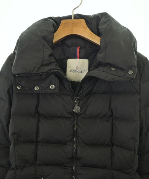 MONCLER 羽絨大衣