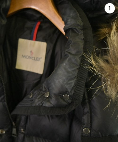 MONCLER 羽絨大衣