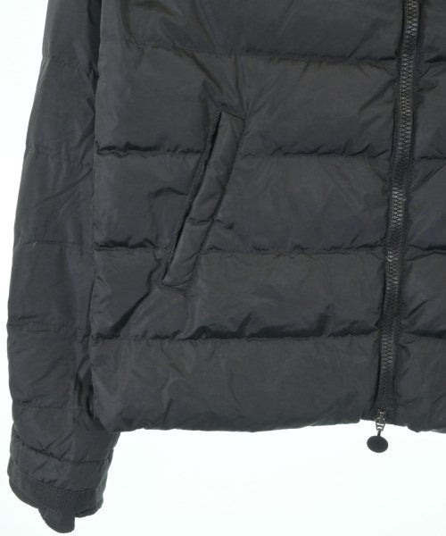 MONCLER S 羽絨夾克/背心