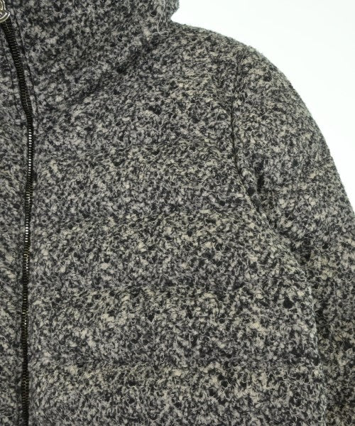 MONCLER 羽絨夾克/背心