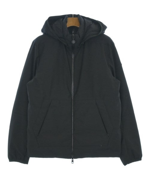 MONCLER 羽絨夾克/背心