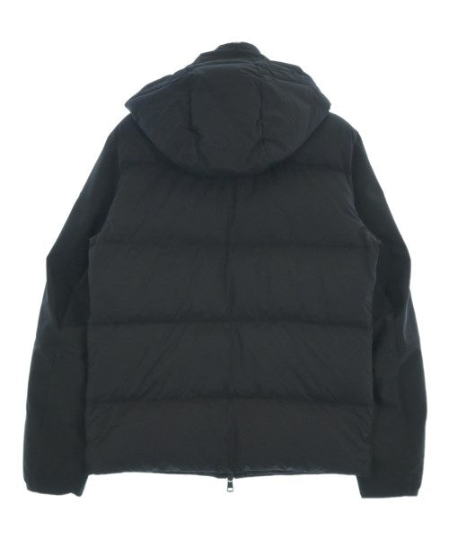 MONCLER 羽絨夾克/背心