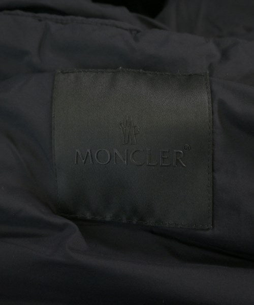 MONCLER 羽絨夾克/背心