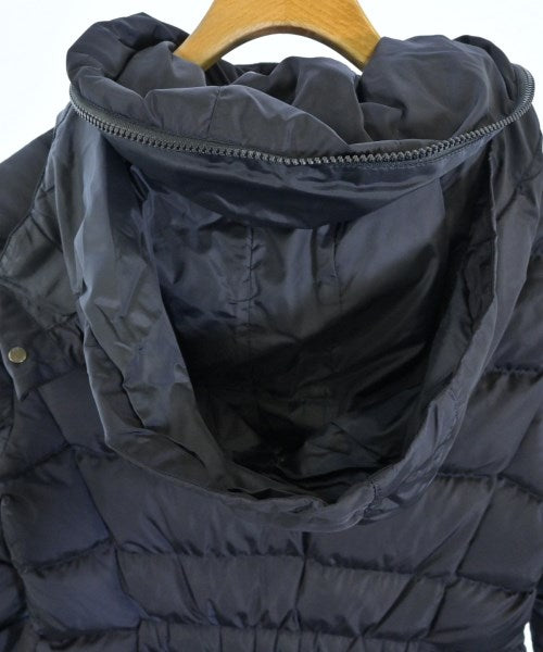 MONCLER 羽絨大衣