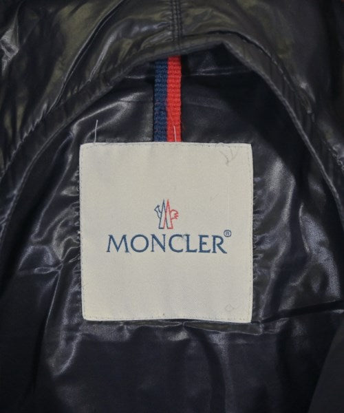 MONCLER 羽絨夾克/背心