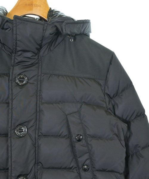 MONCLER 羽絨夾克/背心