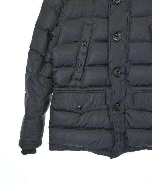 MONCLER 羽絨夾克/背心