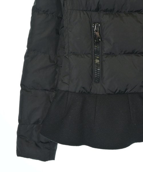 MONCLER 羽絨夾克/背心