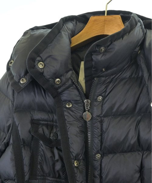 MONCLER 羽絨大衣