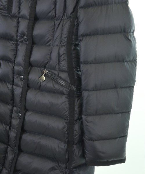 MONCLER 羽絨大衣