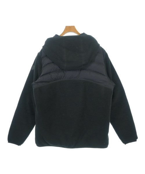 MONCLER 羽絨夾克/背心