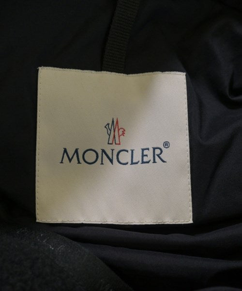MONCLER 羽絨夾克/背心