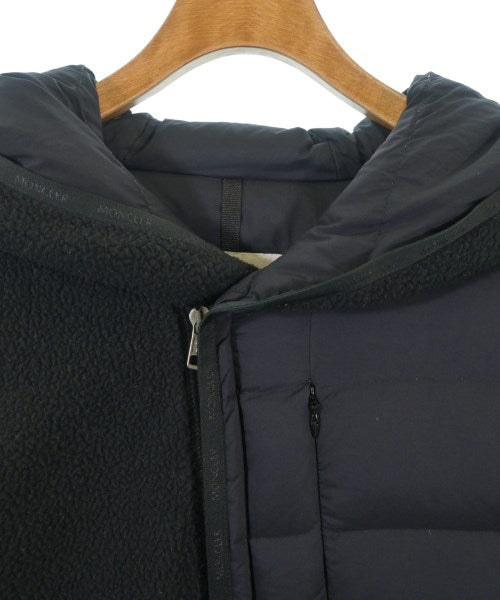 MONCLER 羽絨夾克/背心