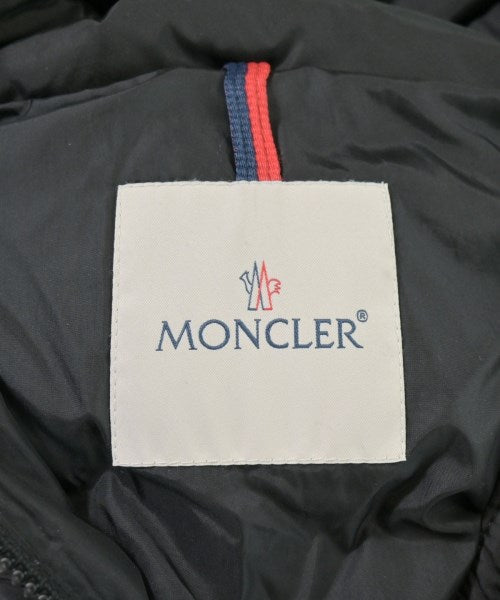 MONCLER 羽絨大衣