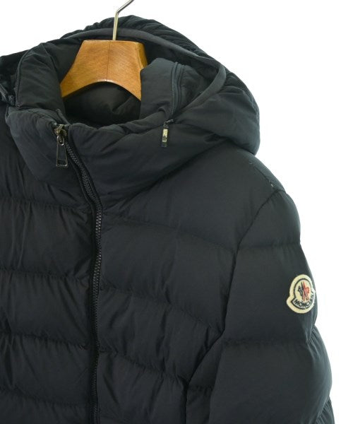 MONCLER 羽絨大衣
