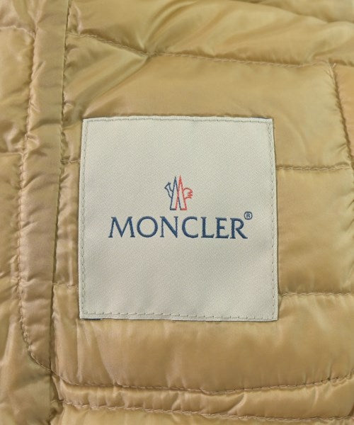 MONCLER 羽絨夾克/背心