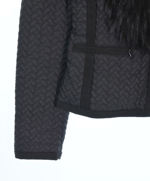 MONCLER 羽絨夾克/背心