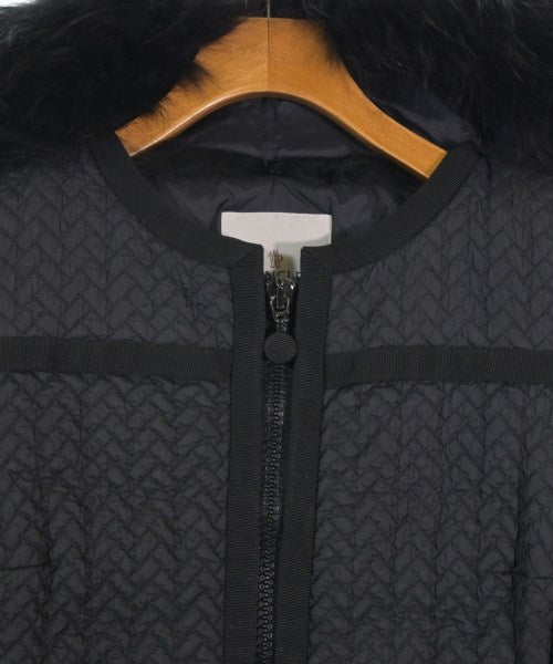 MONCLER 羽絨夾克/背心
