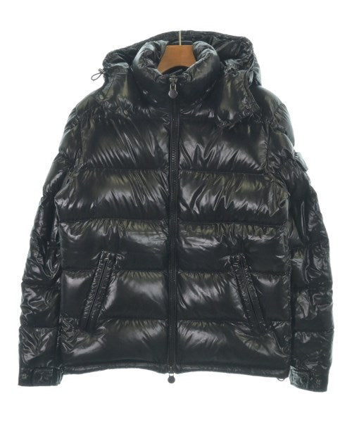 MONCLER 羽絨夾克/背心