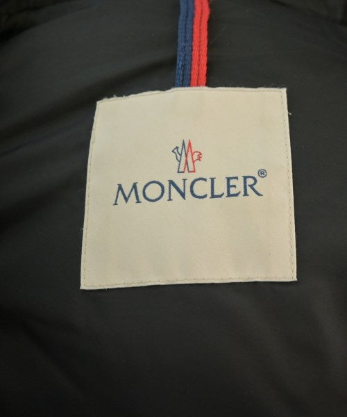 MONCLER 羽絨夾克/背心