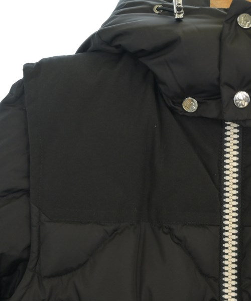 MONCLER 羽絨夾克/背心