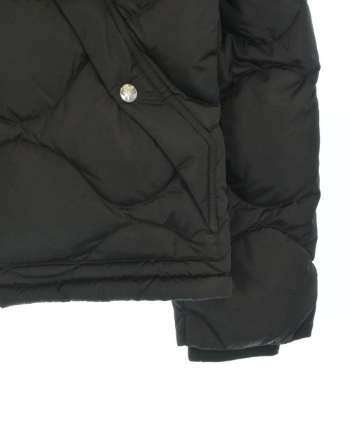 MONCLER 羽絨夾克/背心