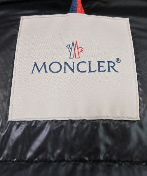 MONCLER 羽絨夾克/背心