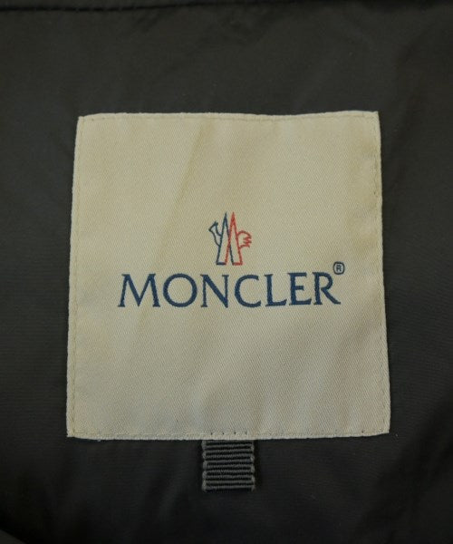 MONCLER 羽絨夾克/背心