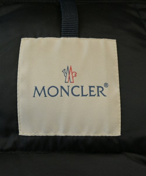 MONCLER 羽絨大衣