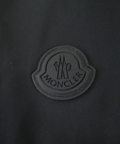 MONCLER 羽絨夾克/背心