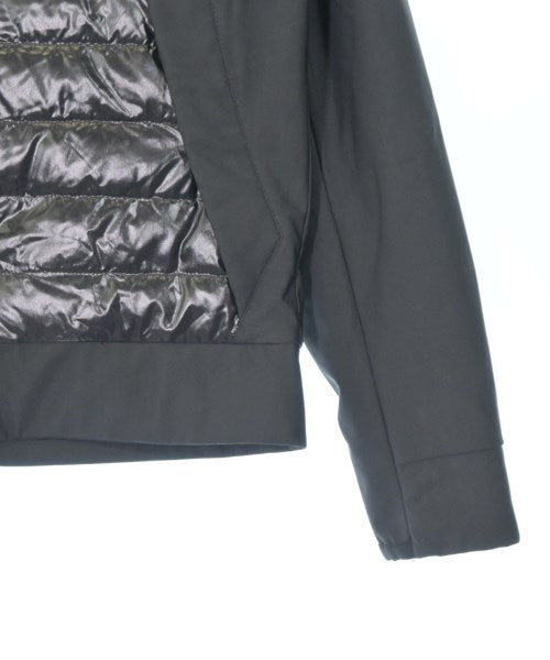 MONCLER 羽絨夾克/背心
