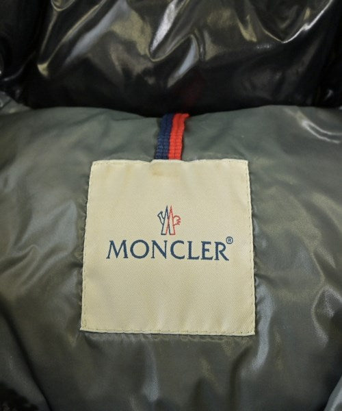 MONCLER 羽絨夾克/背心