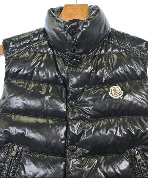 MONCLER 羽絨夾克/背心