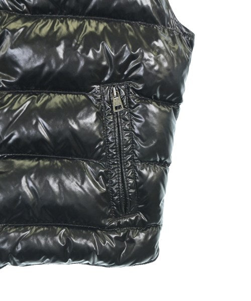 MONCLER 羽絨夾克/背心