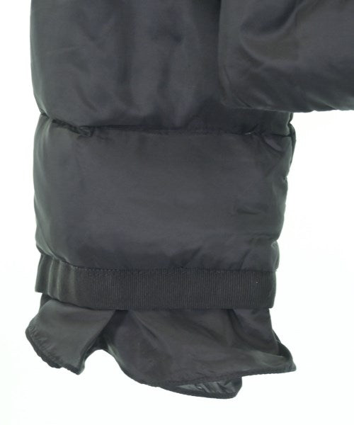 MONCLER S 羽絨夾克/背心