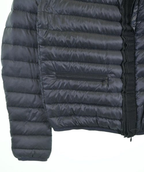MONCLER 羽絨夾克/背心