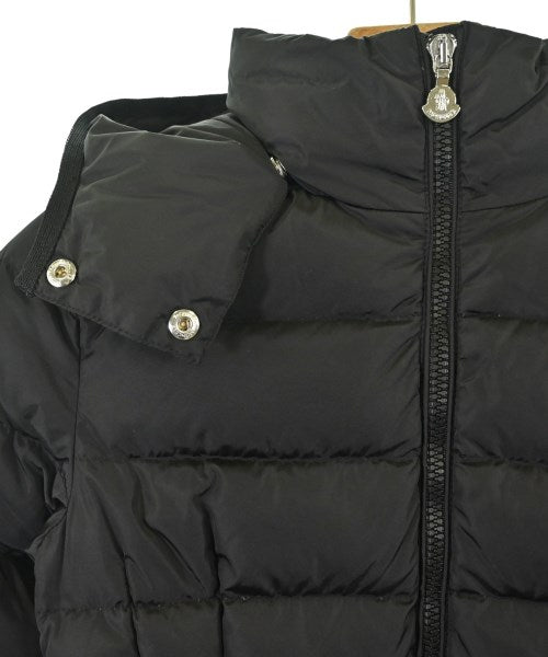 MONCLER 羽絨大衣