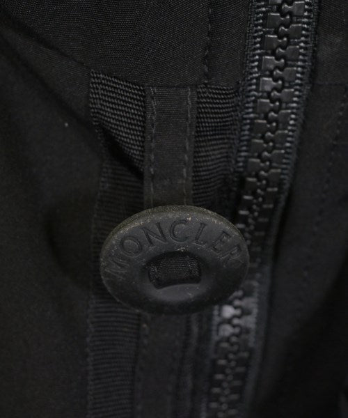 MONCLER 羽絨大衣