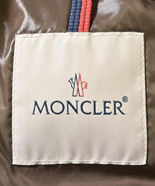 MONCLER 羽絨夾克/背心
