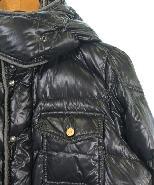 MONCLER 羽絨夾克/背心